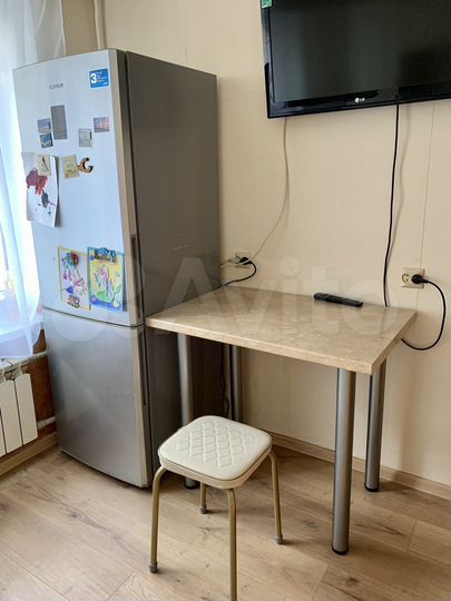 4-к. квартира, 64 м², 5/5 эт.