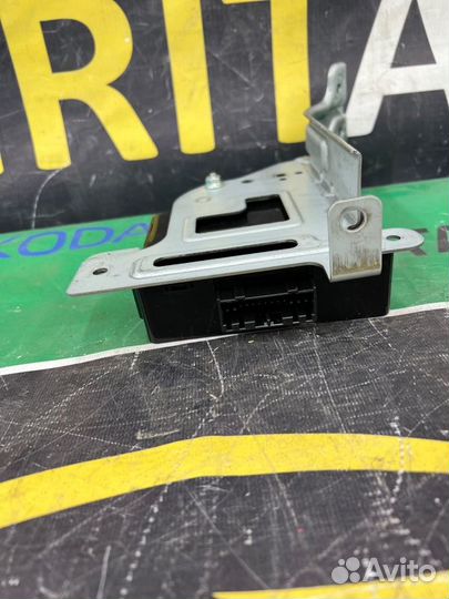 Блок электронный Kia Quoris 1 G8BE 2012-2019