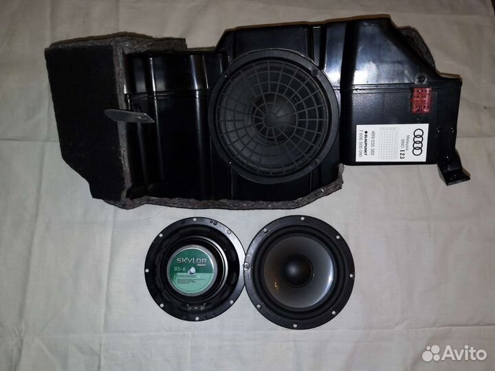 Сабвуфер Audi