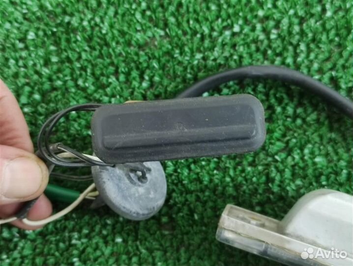 Кнопка багажника Chevrolet Cruze J300 2009