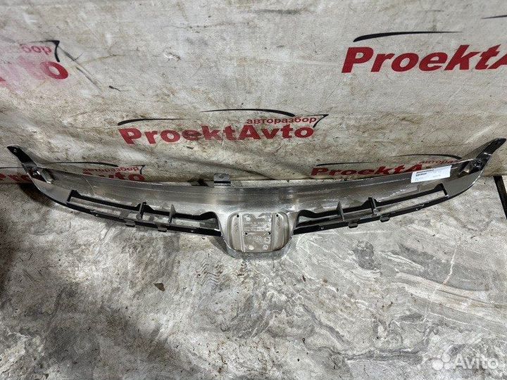 Решетка радиатора Honda Civic 4D 2007