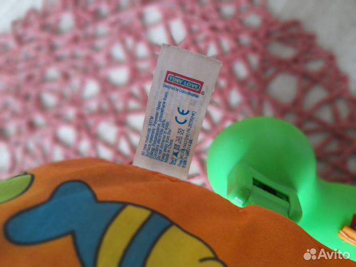 Tiny love и Lamaze музыкальная игрушка