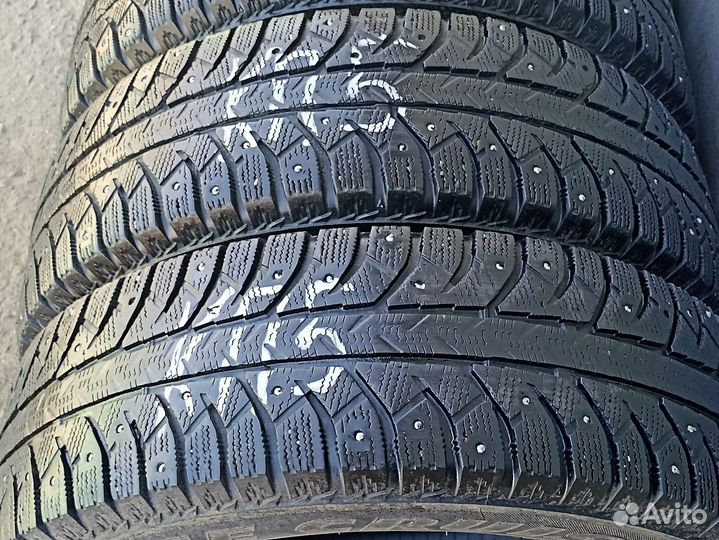 Bridgestone Ice Cruiser 7000 185/70 R14 88H