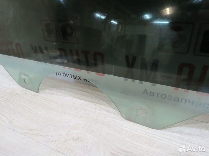 Стекло двери задней левой Volkswagen Touareg