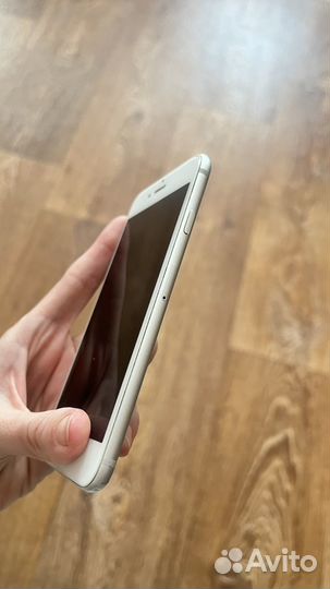Телефон iPhone 6