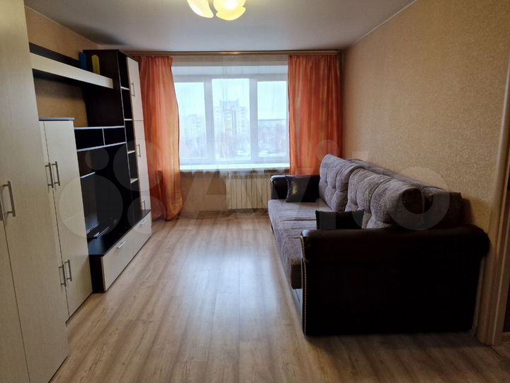 2-к. квартира, 55 м², 9/9 эт.