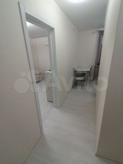 2-к. квартира, 50 м², 8/10 эт.