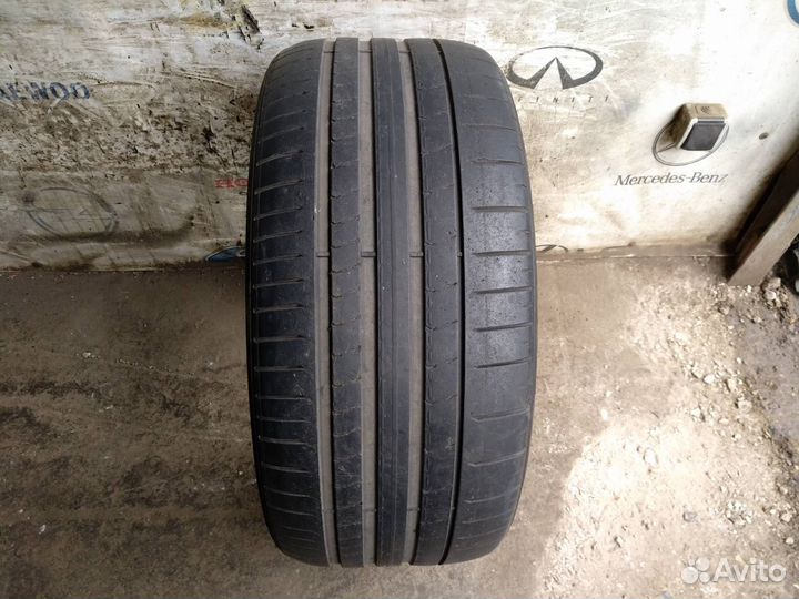 Pirelli P Zero PZ4 275/35 R21 103Y