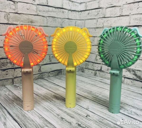 Ручной вентилятор новый