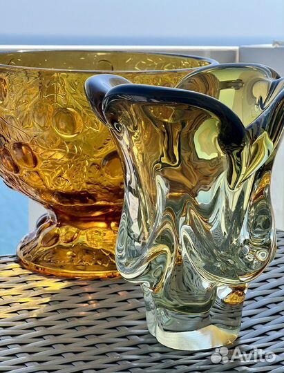 Чешское цветное стекло Ваза