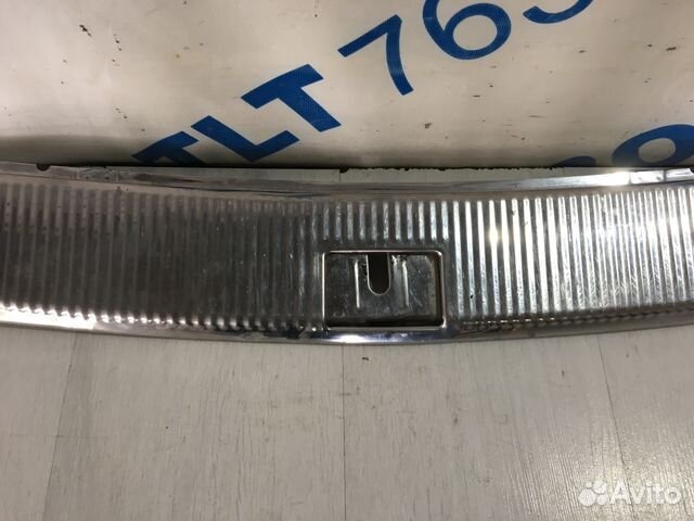 Накладка замка багажника volkswagen touareg I рест