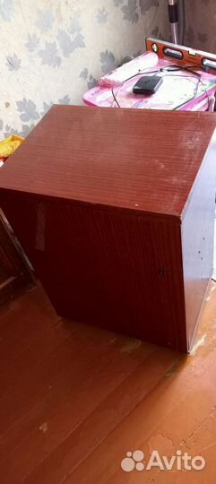 Швейная машинка чайка 142м