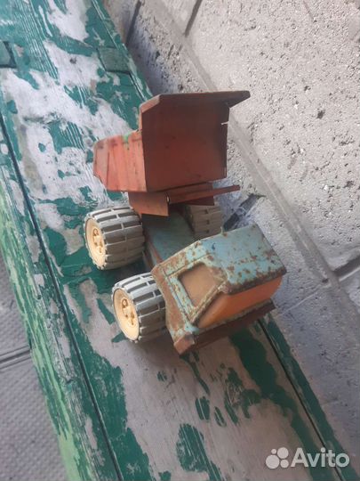 Игрушка машинка железная СССР