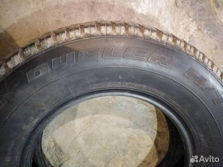 Bridgestone Dueler H/T 205/80 R16 104S