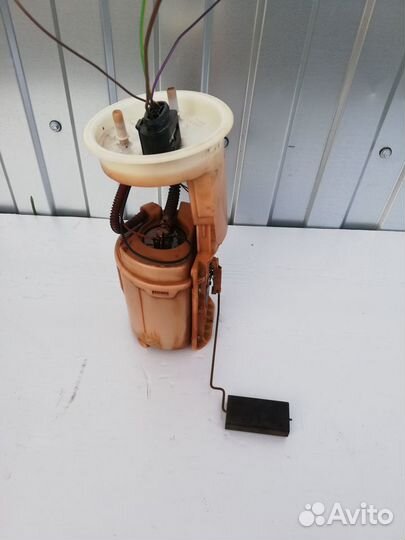 Насос топливный Volkswagen (WV) Passat b5+