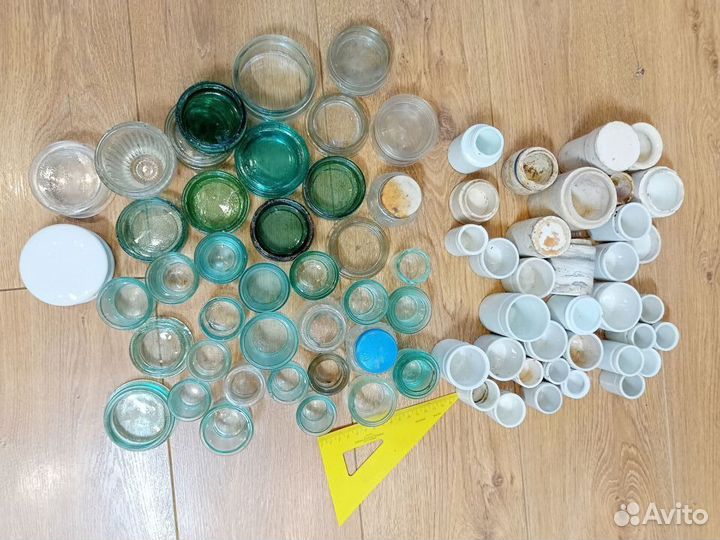 Старинные фарфоровые керамические баночки