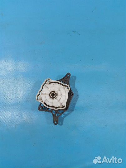 Моторчик привода заслонок отопителя Kia Sorento X