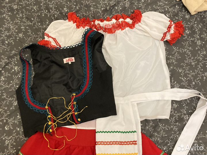 Национальный костюм женский