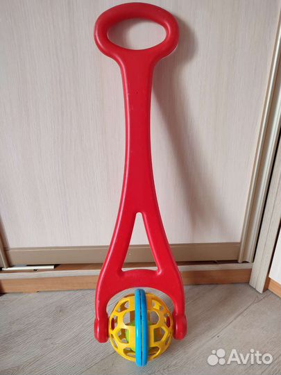 Каталка детская с ручкой и шаром