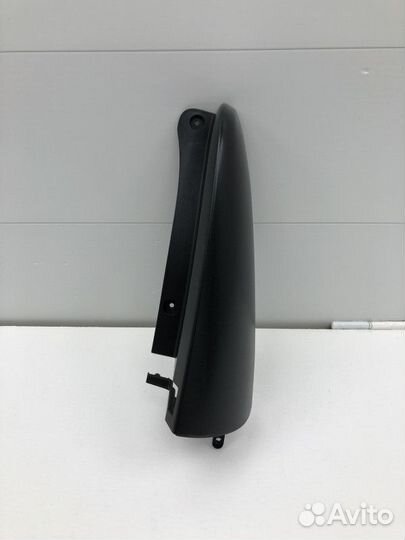 Накладка стойки задний правый LADA Largus