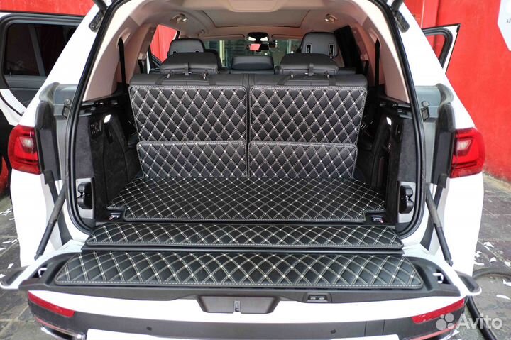 3Д коврики в багажник BMW X7 2021