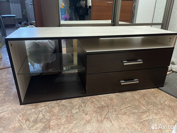 Тумба под телевизор