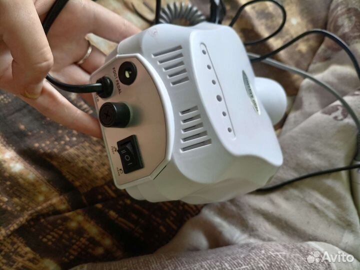 Аппарат для маникюра и педикюра