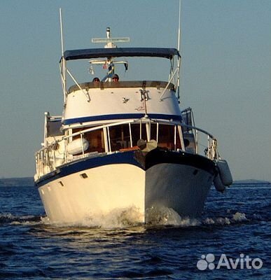 Круизная яхта 