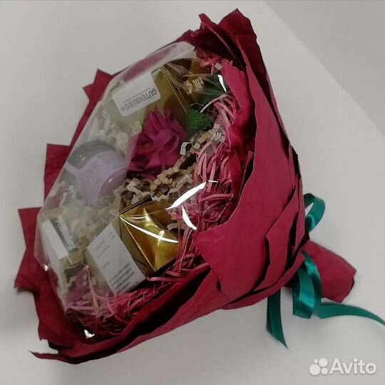 Подарок учителю - букет с чаем и сладостями