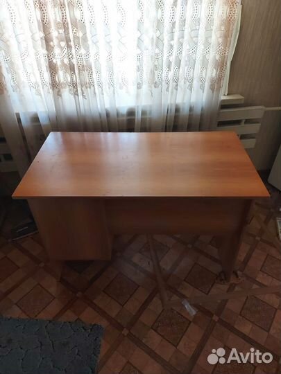 Столы и стулья из массива дерева