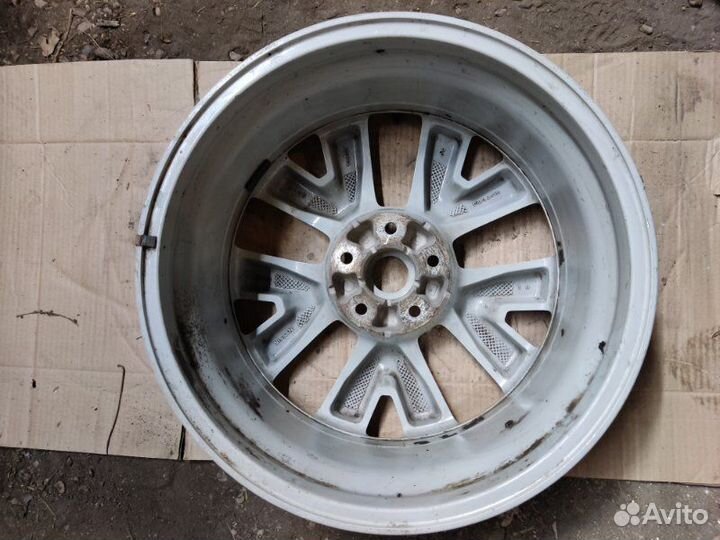 Диск колесный литой R18 Nissan Murano 2014