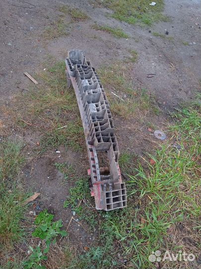 Усилитель переднего бампера Pontiac Grand AM