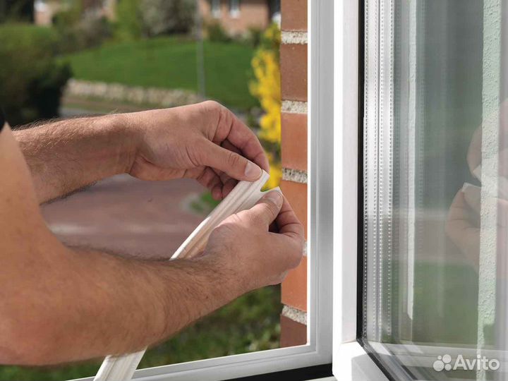 Ремонт окон, уплотнитель Rehau RAL3222