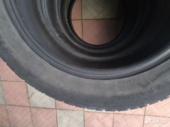 Tigar SUV Ice 215/60 R17