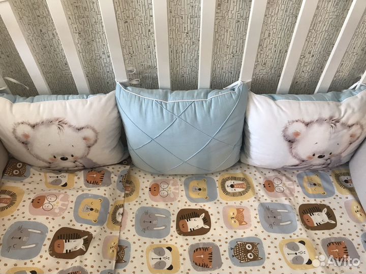 Бортики в детскую кроватку подушки+косичка