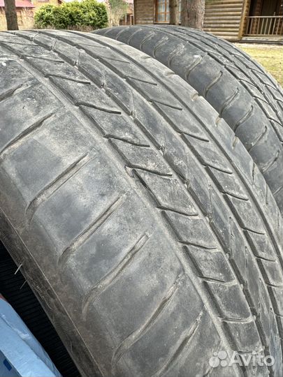 Goodyear EfficientGrip 245/45 R19 102Y