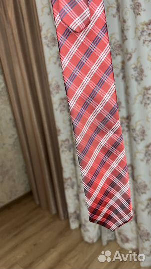 Фирменные новые галстуки
