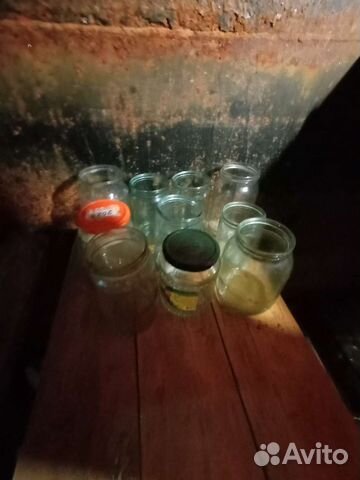 Банки стеклянные разных объемов