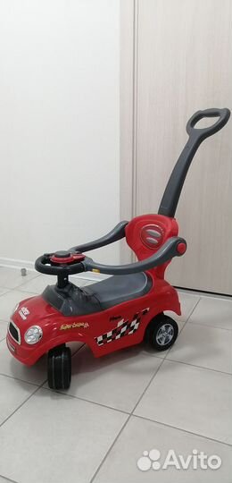 Детская машинка с ручкой