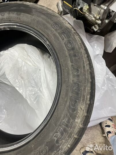 Yokohama 104ZR 225/65 R17