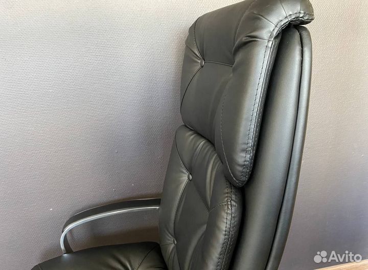 Компьютерное кресло от производителя