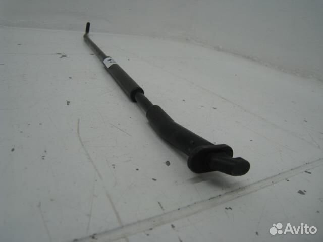 Упор капота Nissan Qashqai J10