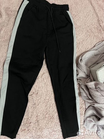 Спортивные штаны женские