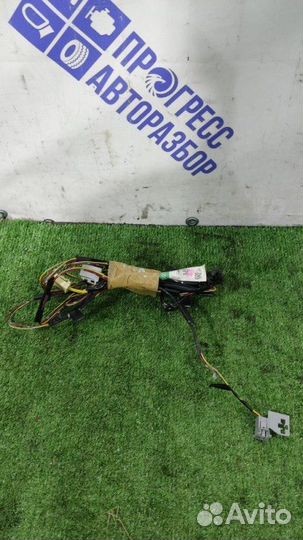 Проводка салона Mitsubishi L200 внедорожник 2.5