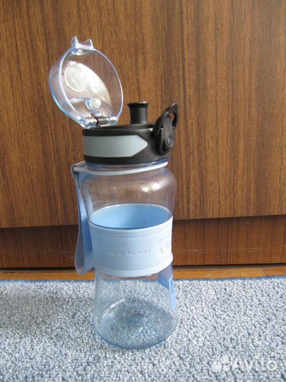 Бутылка для воды и спортивных напитков dibe