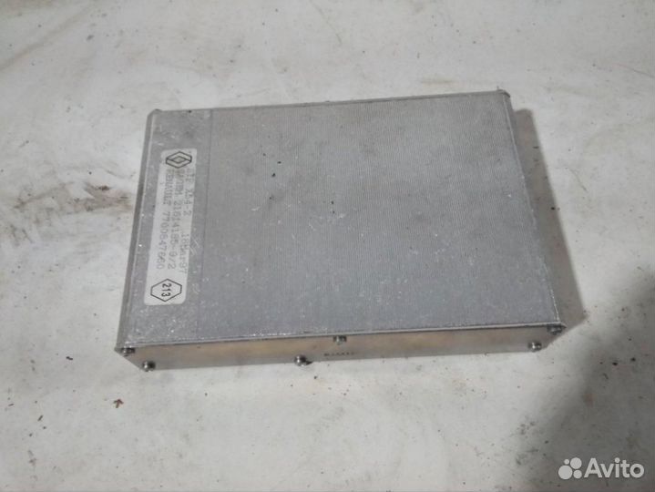 Блок управления двигателем Renault Safrane рест