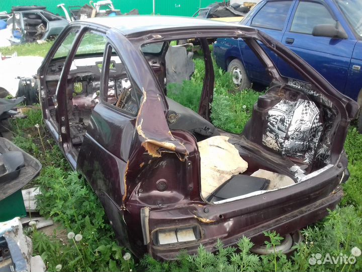 Продам кузов на Лада Приора 2012