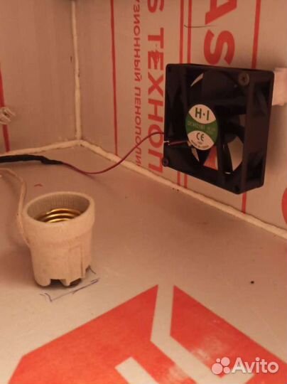 Инкубатор на 200 яиц