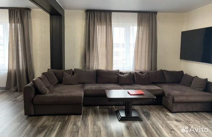 Большой диван 440