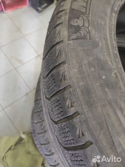 Michelin Agilis 225/60 R18